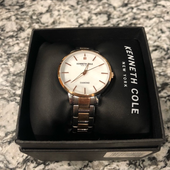 Kenneth Cole New York Women’s Diamond Accent Watch - Picture 4 of 6